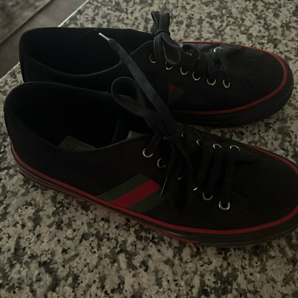 MEN'S GUCCI OFF THE GRID SNEAKER